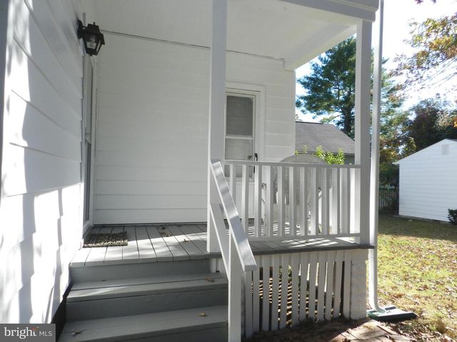 1212 PRINCE EDWARD ST, Fredericksburg, VA 22401