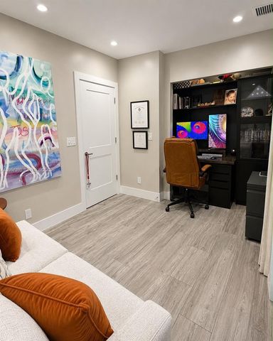 6958 Park St, Hollywood, FL 33024