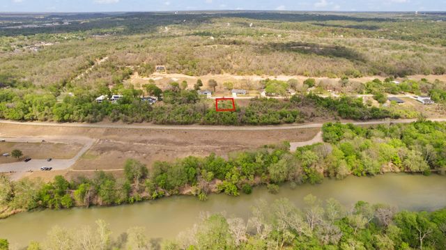 183 Kahana LN, Bastrop, TX 78602