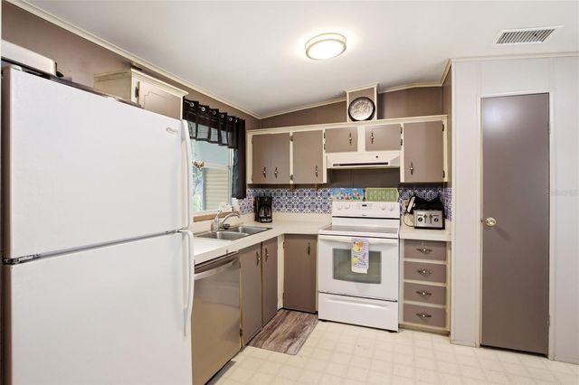 3348 OMEC STREET, Lake Wales, FL 33898