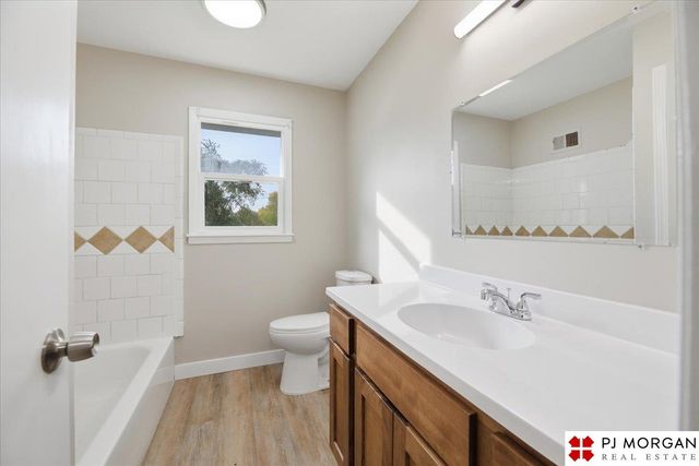 3927 Read Street, Omaha, NE 68112