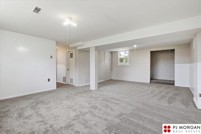 3927 Read Street, Omaha, NE 68112