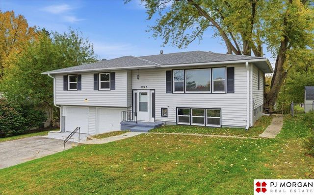 3927 Read Street, Omaha, NE 68112