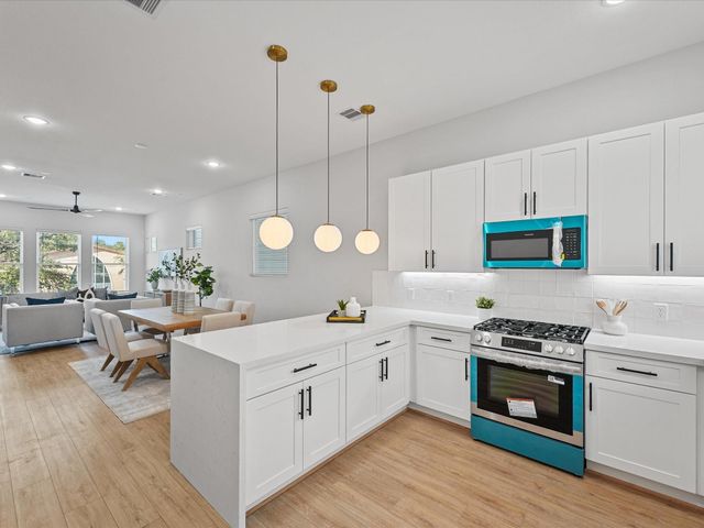 4814 Cochran Street, Houston, TX 77009