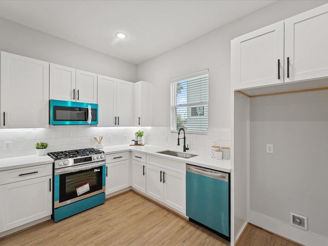 4814 Cochran Street, Houston, TX 77009