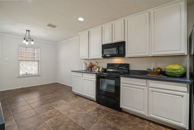 513 Laurel Lane, Fate, TX 75087
