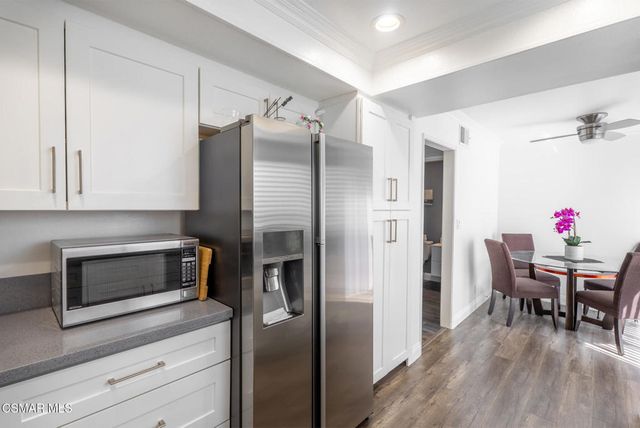 21901 Burbank Boulevard 199, Woodland Hills, CA 91367