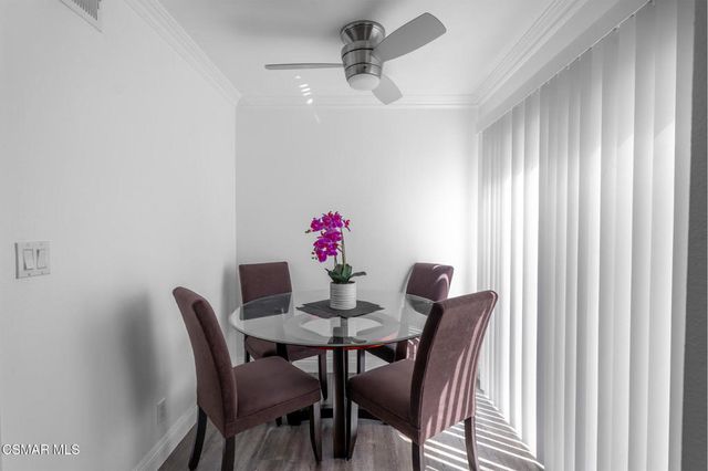 21901 Burbank Boulevard 199, Woodland Hills, CA 91367