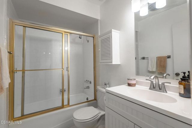 21901 Burbank Boulevard 199, Woodland Hills, CA 91367