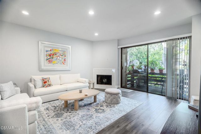 21901 Burbank Boulevard 199, Woodland Hills, CA 91367