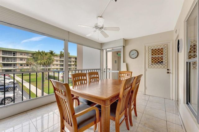 806 SE 7th Street 201, Deerfield Beach, FL 33441