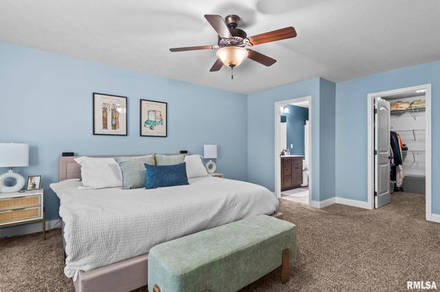 1623 PRAIRIE VISTA Drive, Chatham, IL 62629