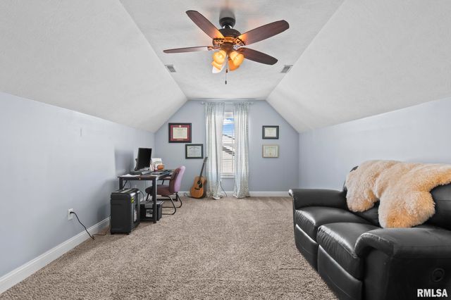 1623 PRAIRIE VISTA Drive, Chatham, IL 62629