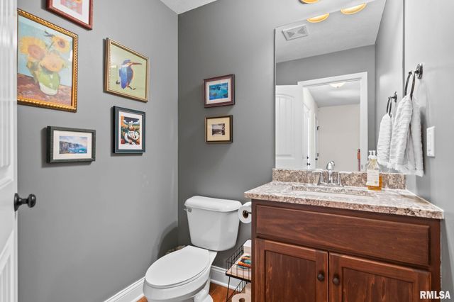 1623 PRAIRIE VISTA Drive, Chatham, IL 62629