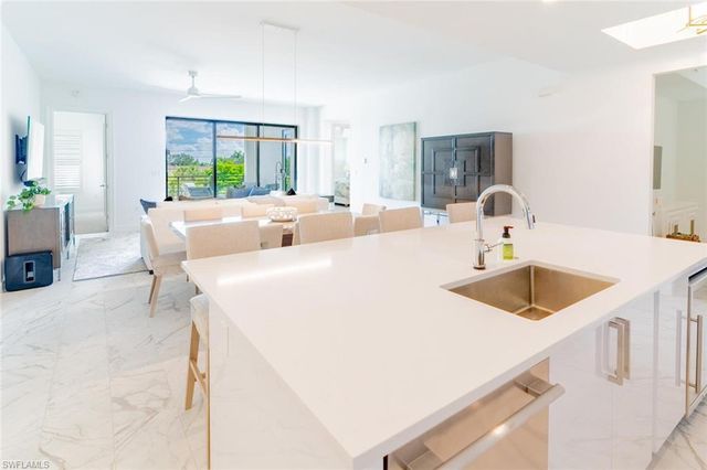 1125 Central AVE 373, Naples, FL 34102