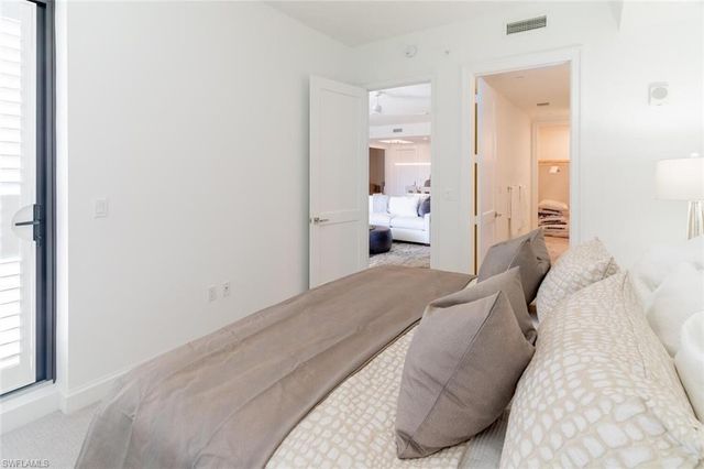 1125 Central AVE 373, Naples, FL 34102