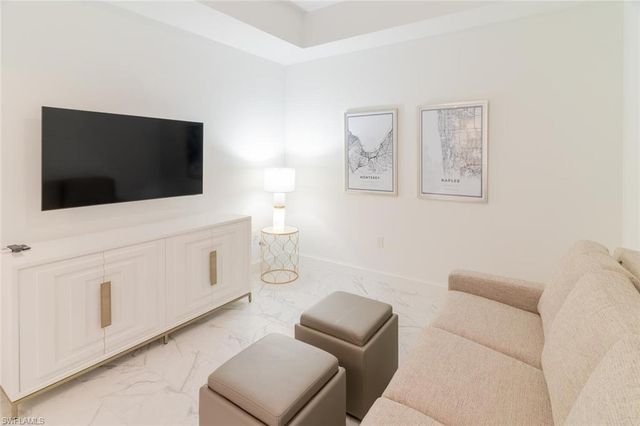 1125 Central AVE 373, Naples, FL 34102