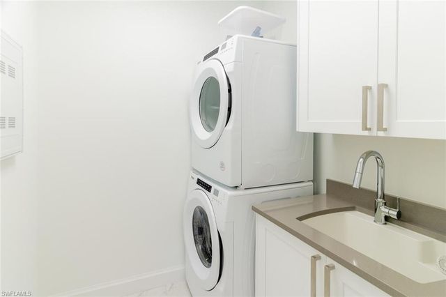 1125 Central AVE 373, Naples, FL 34102