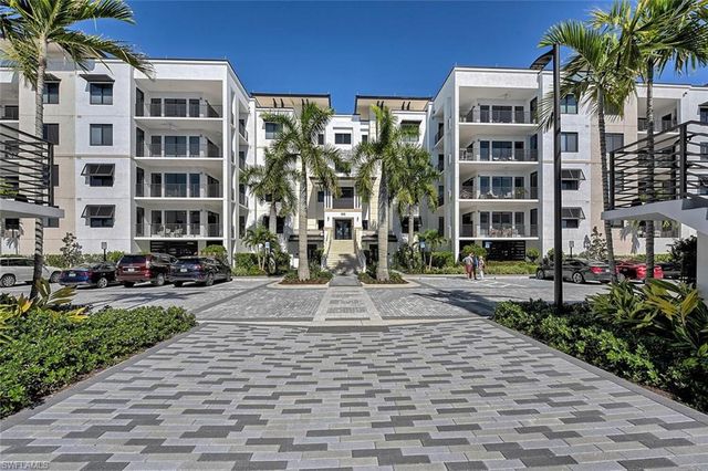 1125 Central AVE 373, Naples, FL 34102