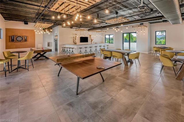 1125 Central AVE 373, Naples, FL 34102