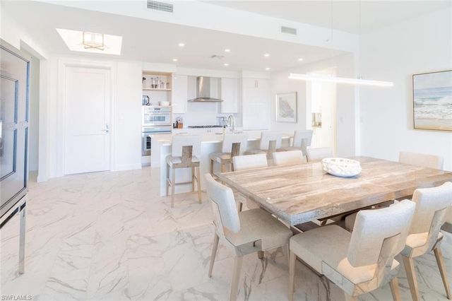 1125 Central AVE 373, Naples, FL 34102