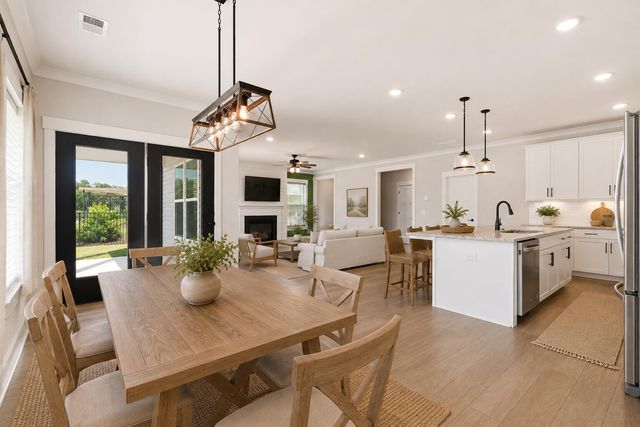 118 Jesup Court, Ridgeville, SC 29472