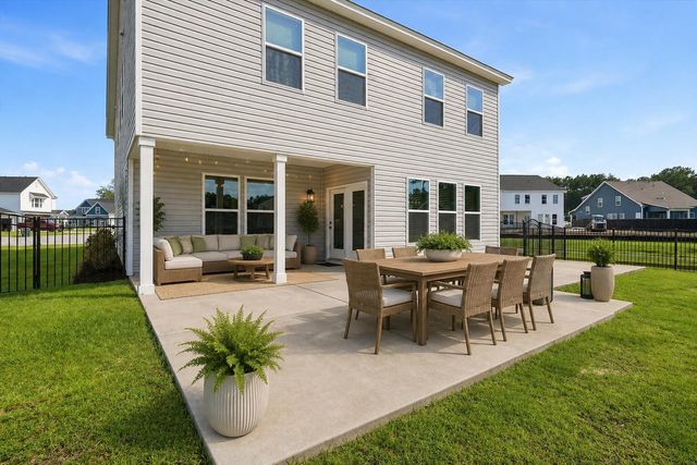 118 Jesup Court, Ridgeville, SC 29472