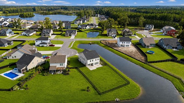 118 Jesup Court, Ridgeville, SC 29472