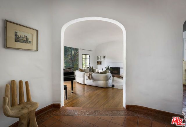 3456 Ben Lomond Place, Los Angeles, CA 90027