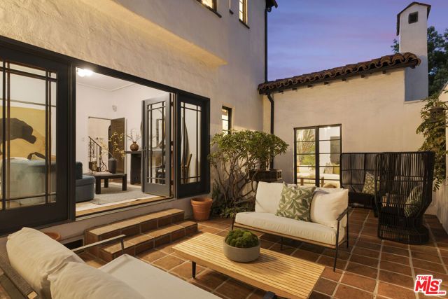 3456 Ben Lomond Place, Los Angeles, CA 90027