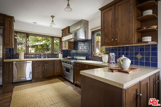 3456 Ben Lomond Place, Los Angeles, CA 90027