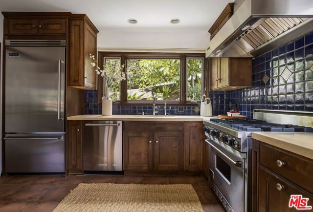 3456 Ben Lomond Place, Los Angeles, CA 90027