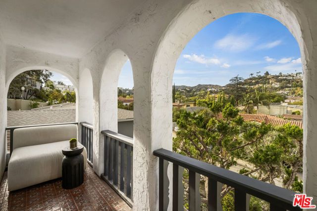 3456 Ben Lomond Place, Los Angeles, CA 90027