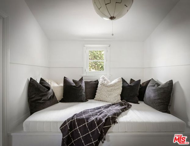 3456 Ben Lomond Place, Los Angeles, CA 90027