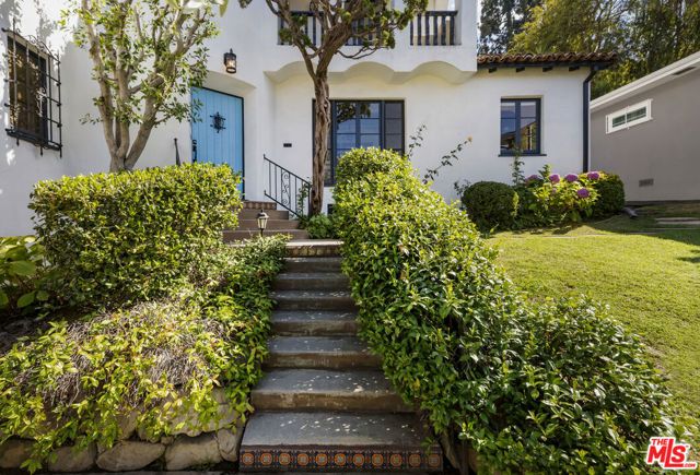3456 Ben Lomond Place, Los Angeles, CA 90027