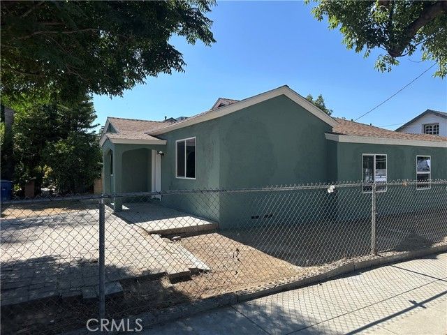 2311 5th Street, Riverside, CA 92507