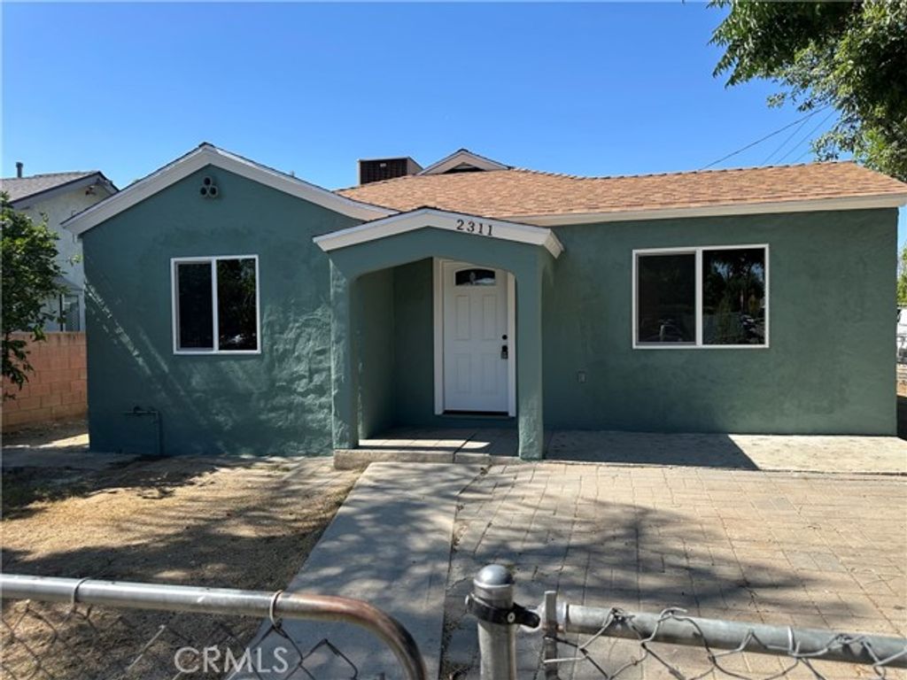 2311 5th Street, Riverside, CA 92507