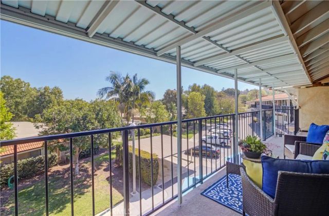 3033 Via Vista P, Laguna Woods, CA 92637