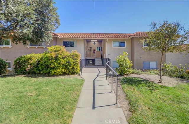 3033 Via Vista P, Laguna Woods, CA 92637