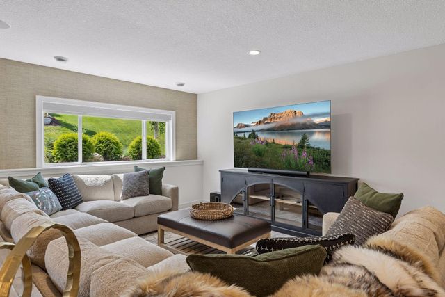 9716 Liberty Court, Eden Prairie, MN 55347