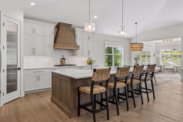 9716 Liberty Court, Eden Prairie, MN 55347