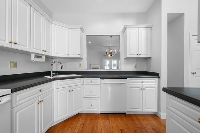 7 Blossom Tree Drive 7, Shrewsbury, MA 01545