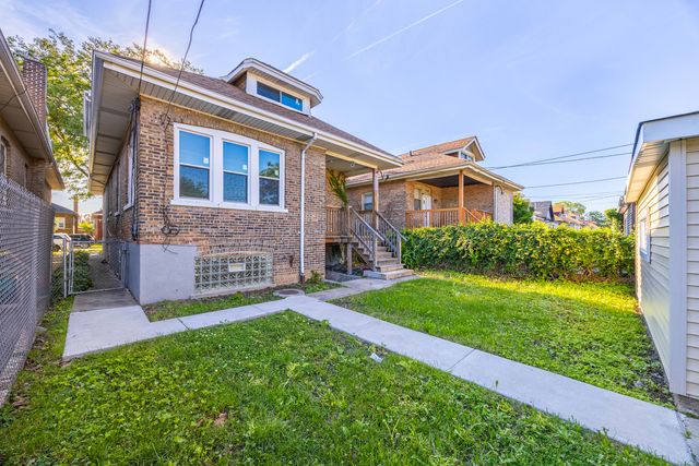 8251 S Carpenter Street, Chicago, IL 60620