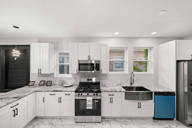 8251 S Carpenter Street, Chicago, IL 60620