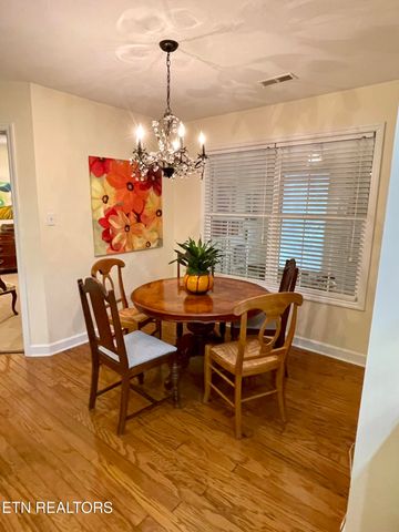 301 Stonebreeze Drive, Powell, TN 37849