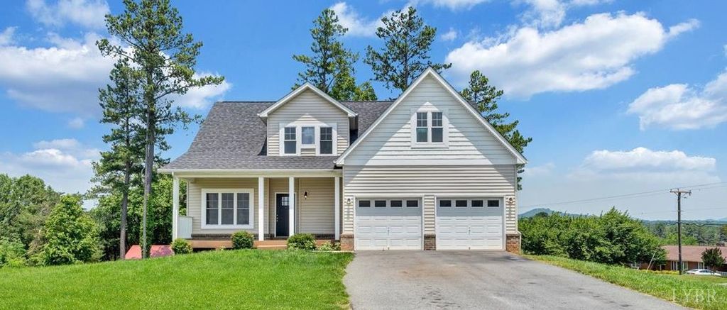 1021 Lochwood Hill Drive, Goode, VA 24556
