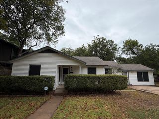 5618 Bull Creek RD, Austin, TX 78756