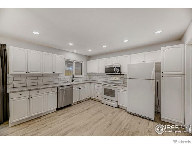 11293 W 18th Avenue, Lakewood, CO 80215