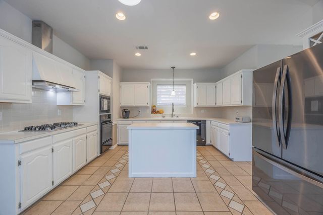 2705 Trophy Drive, Plano, TX 75025