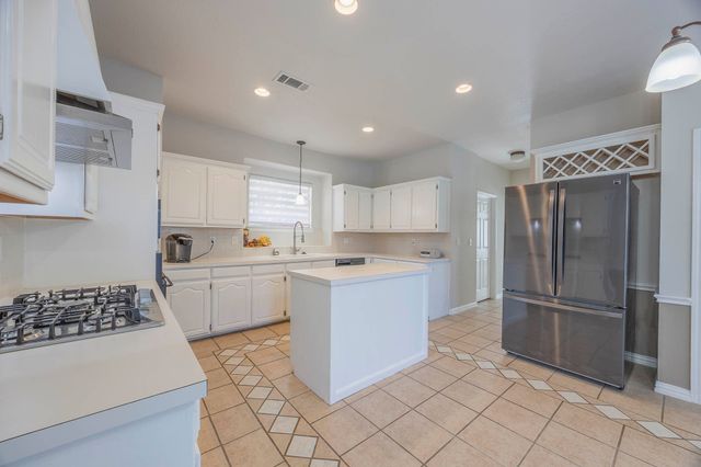 2705 Trophy Drive, Plano, TX 75025